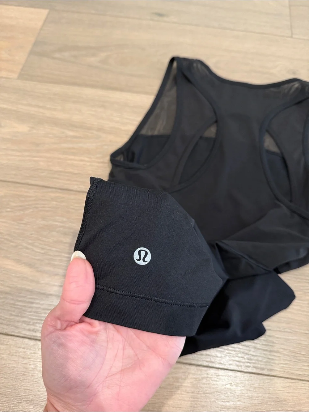 LULULEMON Black Home Stretch Tank Mesh Active Luxtreme Running Gym Top Size 4